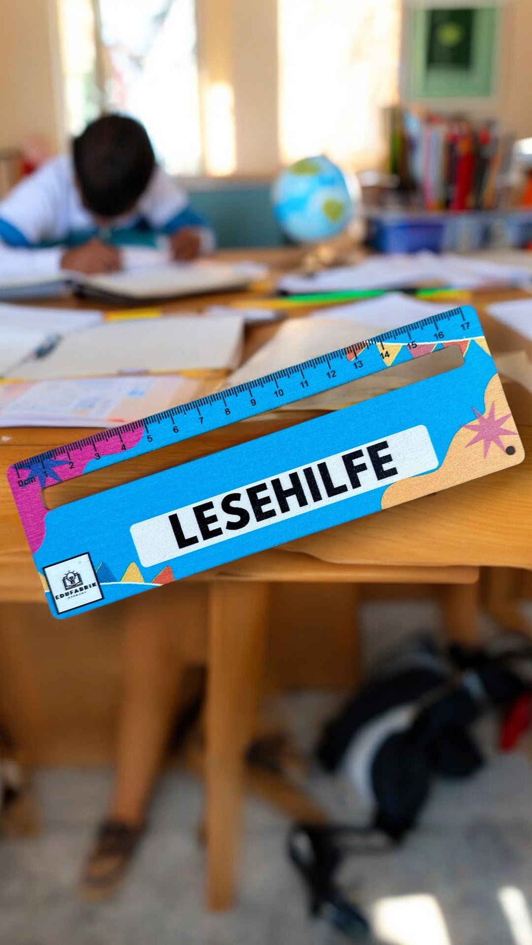 Lesehilfe mit Lineal - für LRS und Grundschule aus nachhaltigem Holz